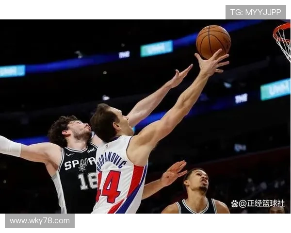 文班38分16篮板5帽马刺大胜活塞